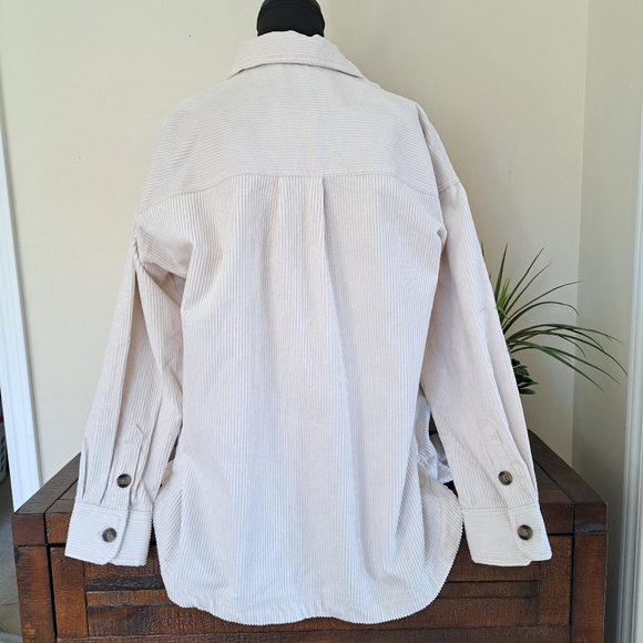 Matty M Corduroy Shirt Jacket Women's Small Cream Button Up Jacket NWT - Picture 12 of 16